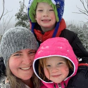 Meet your Posher, Angela